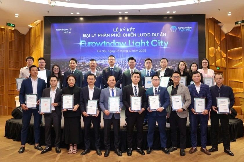 Eurowindow Holding signs strategic agency deals to distribute Eurowindow Light City